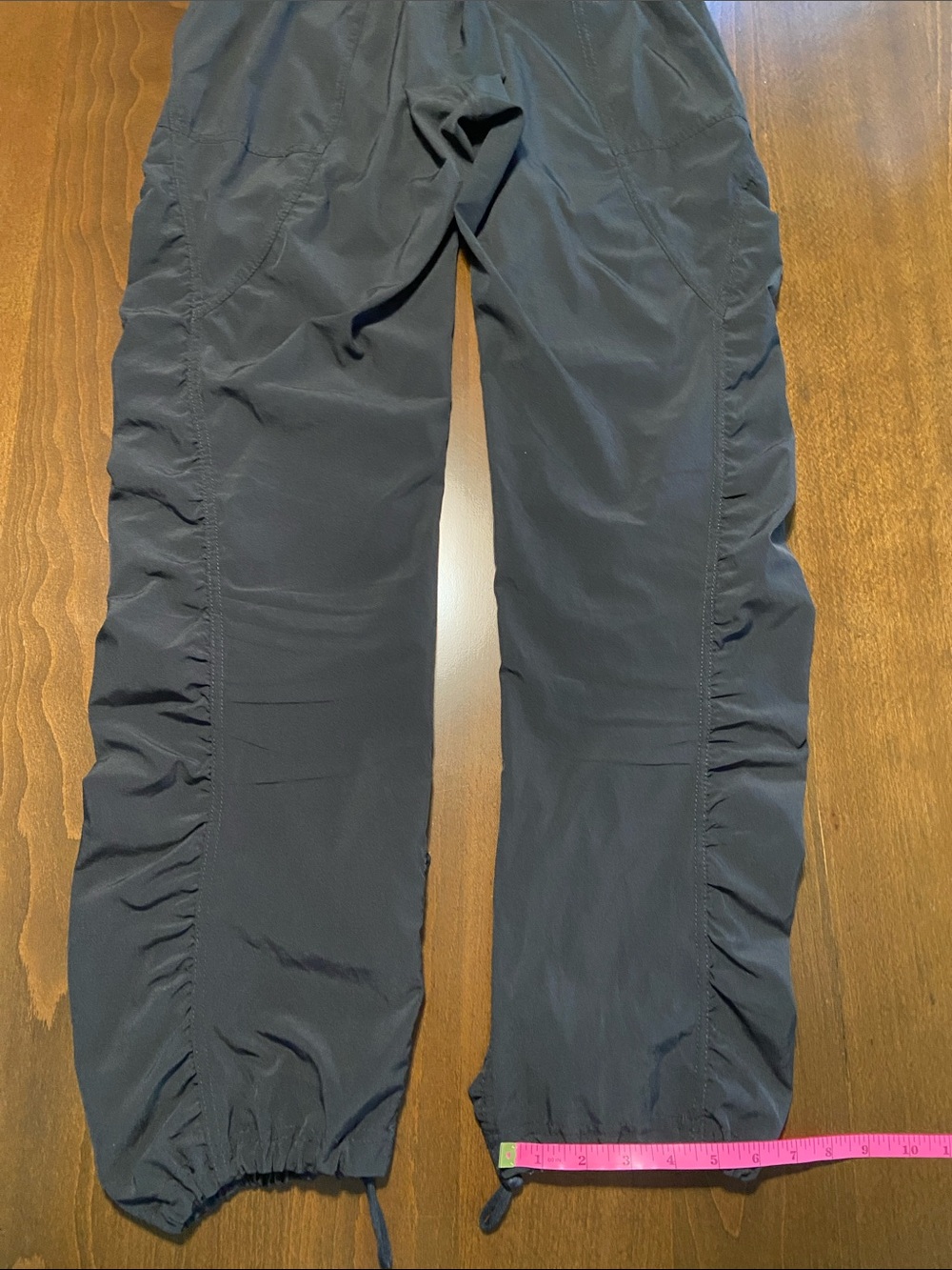 Kyodan Black Ruched Drawstring Joggers, size Small (women’s). - Picture 13 of 13